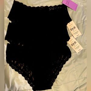 3 pairs of Hanky Panky V Front Cheeky Panties.